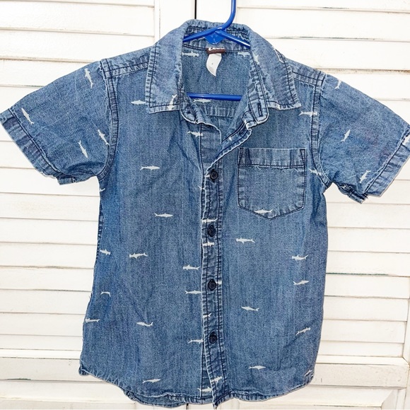 🦈 TEA COLLECTION BUTTON DOWN SHARK SHIRT size 6 - Picture 1 of 4